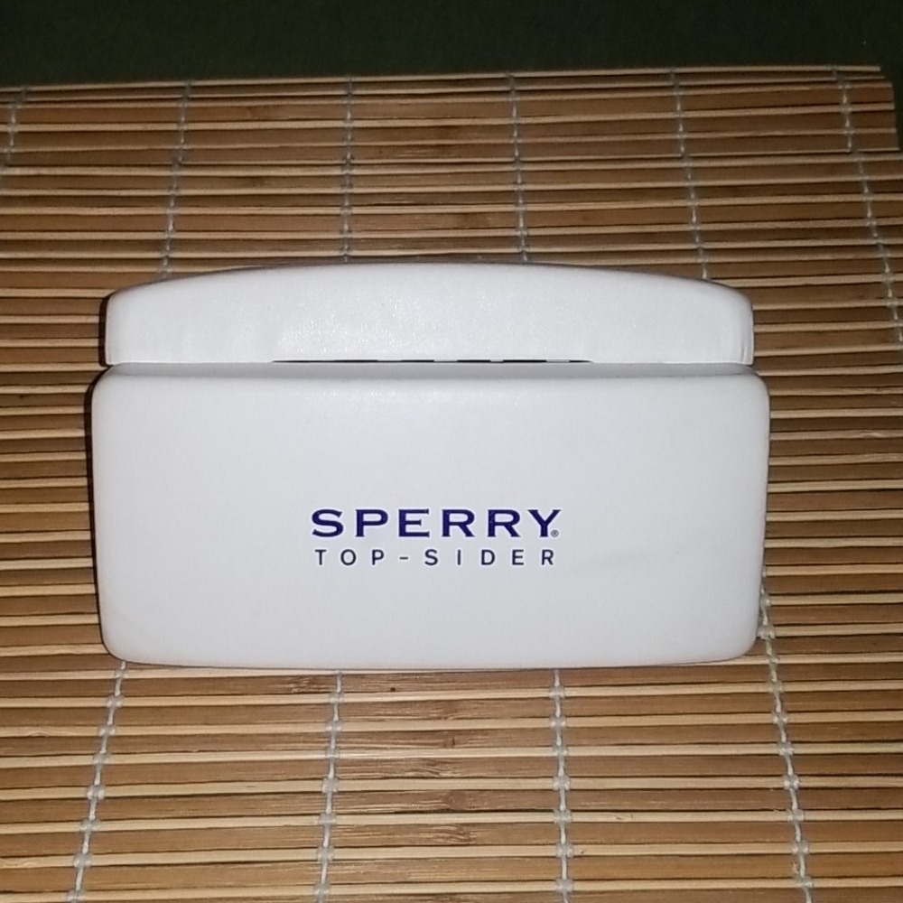 SPERRY Clamshell eyewear case